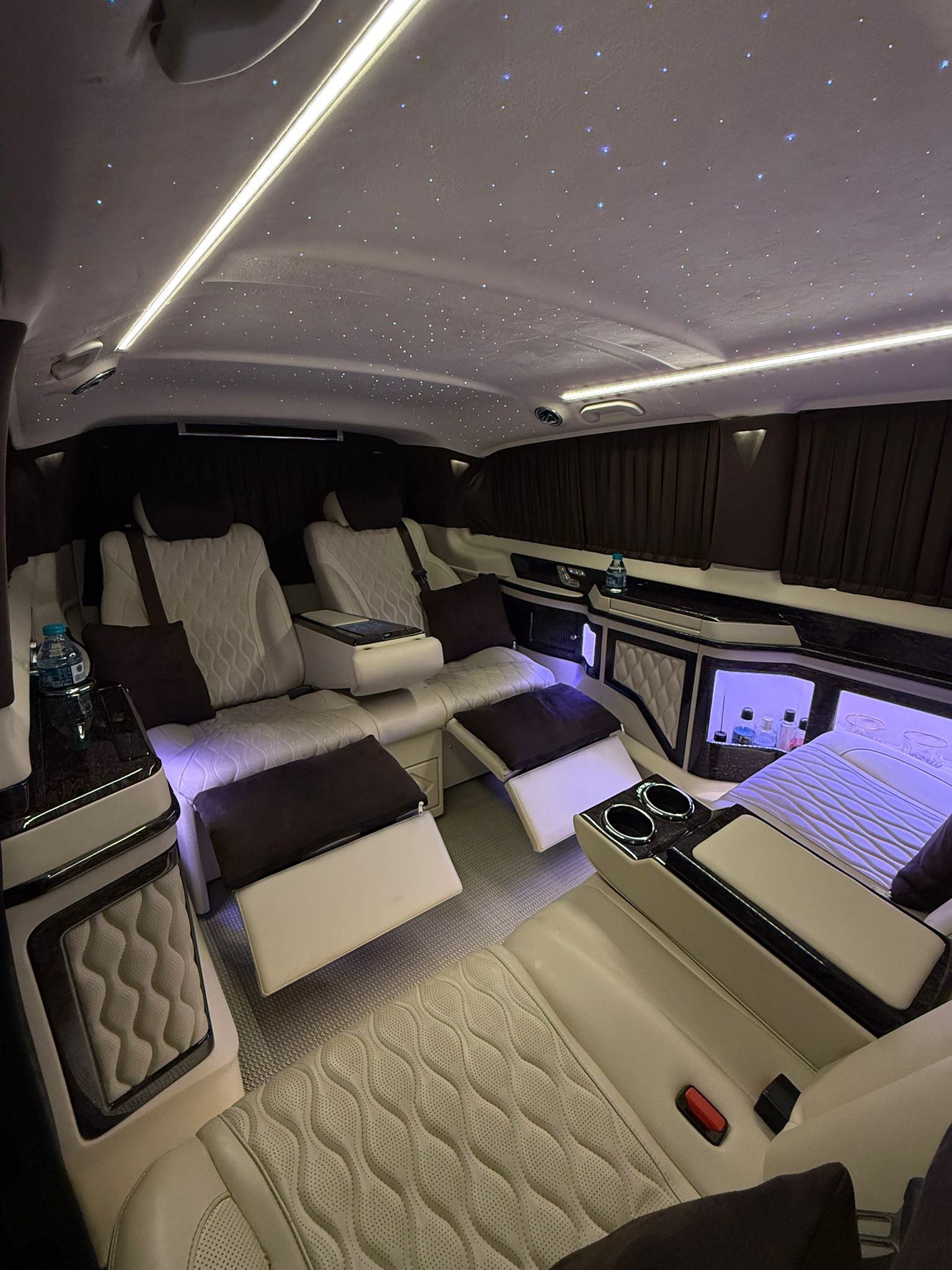 VIP Mercedes Maybach Private