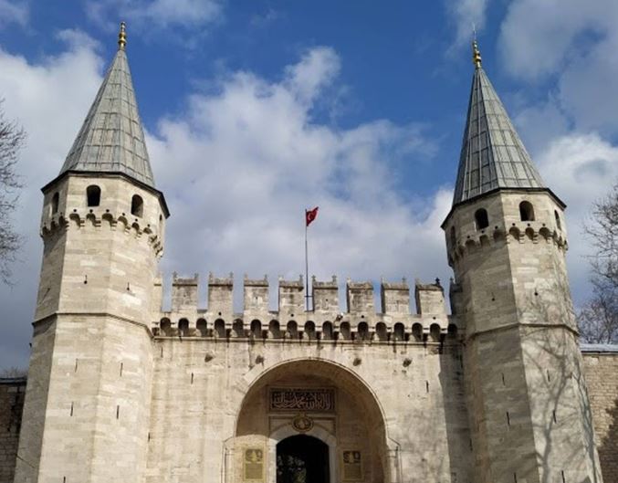 Palaces in Istanbul